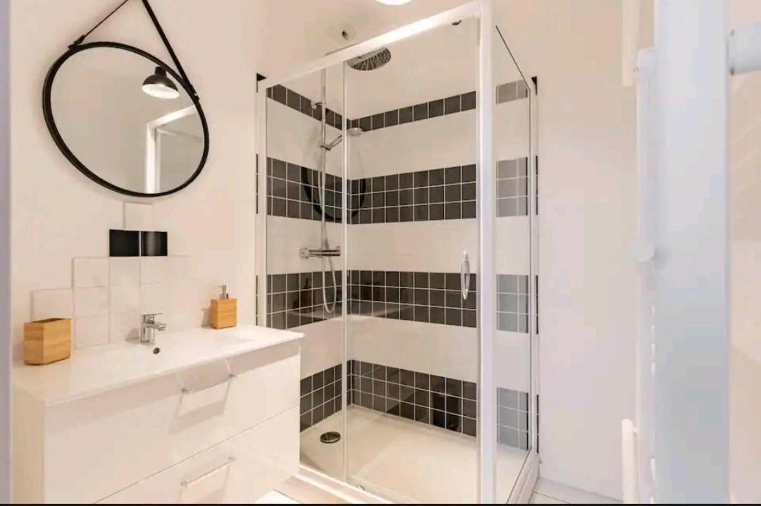 4 Apartment